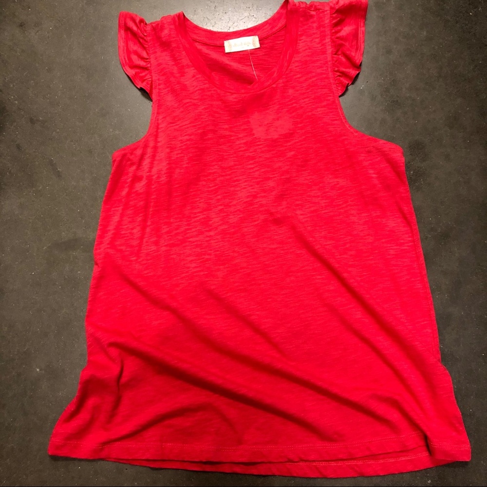 Altard state flutter sleeve tank